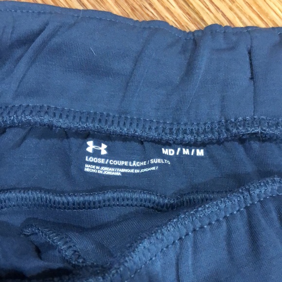 Under Armour Capri Pants NWT - Picture 3 of 4
